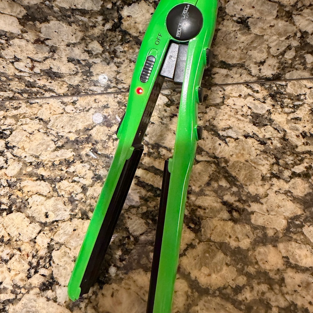 Paul Mitchell ProTools Mini Hair Crimper
